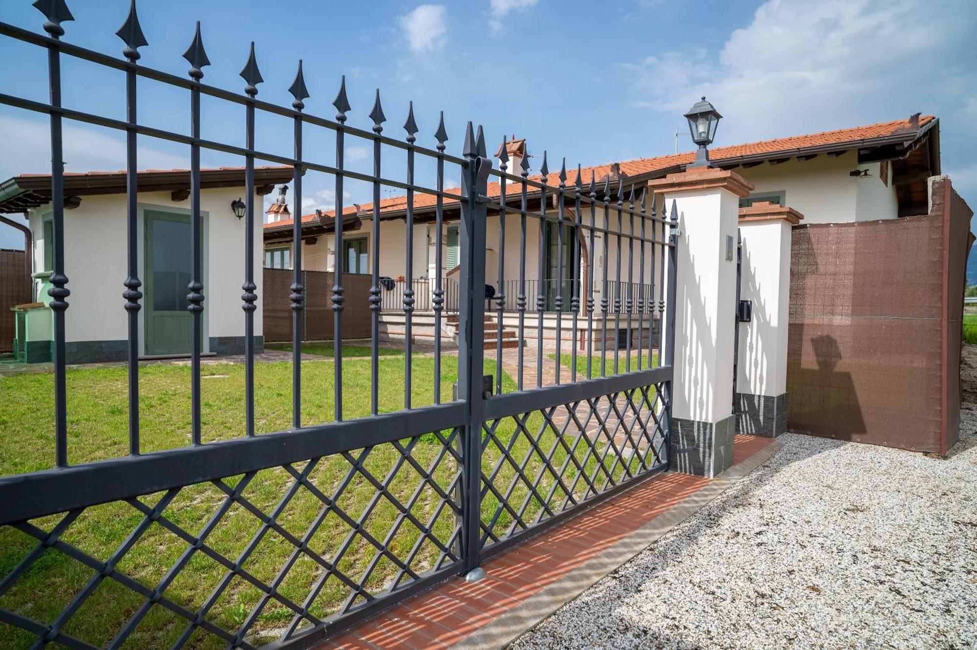 Casa Vacanze Dalla Ci Capezzano Pianore 外观 照片
