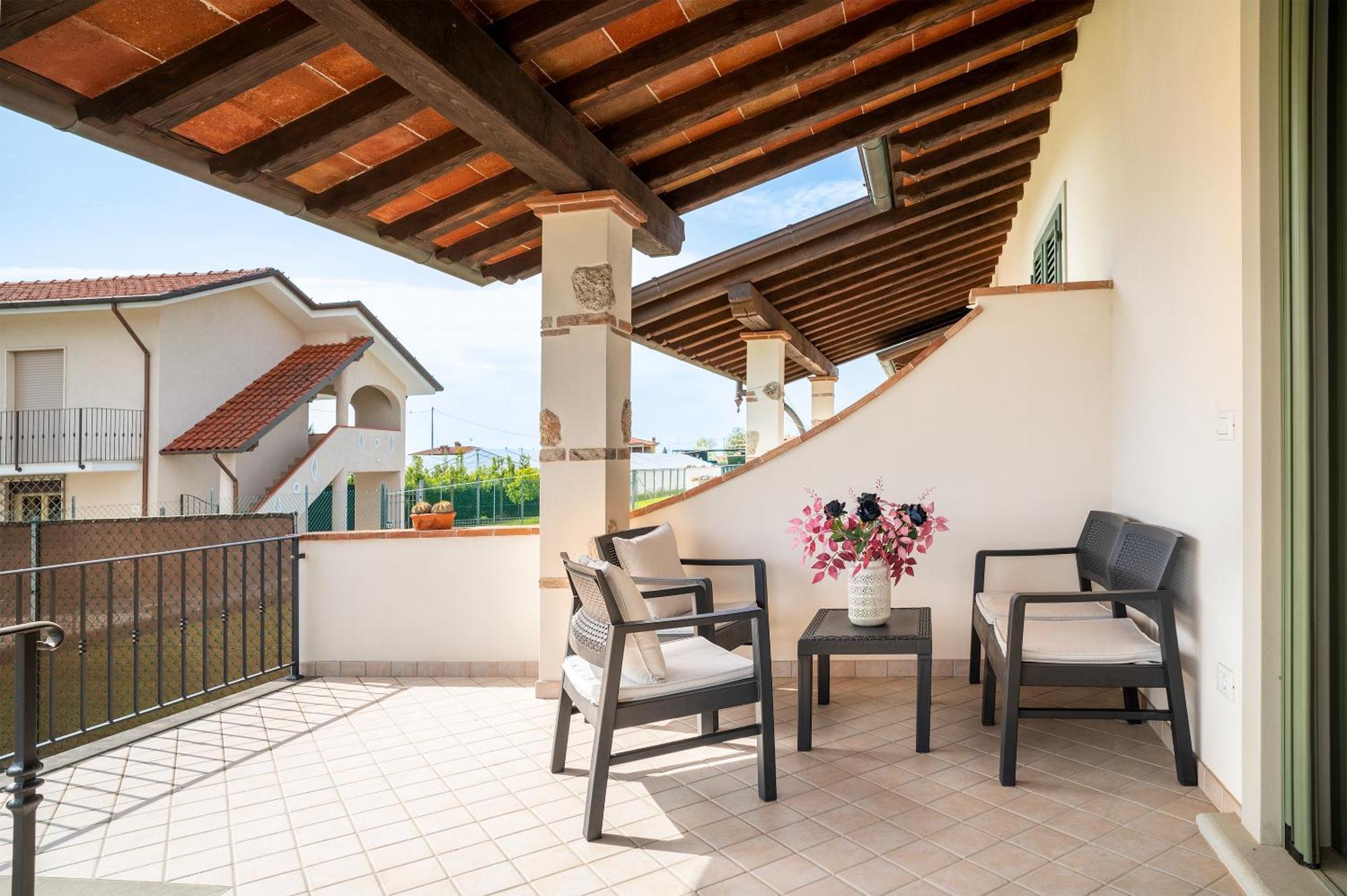 Casa Vacanze Dalla Ci Capezzano Pianore 外观 照片